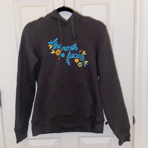 The North Face Tops - The North Face Womens Grey Floral Logo Pullover Hoodie
